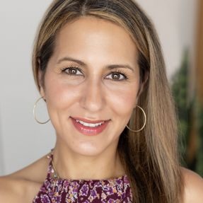 Dr. Salome Dubenetzky, PhD